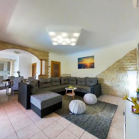 Excellence Apartamento Kršan